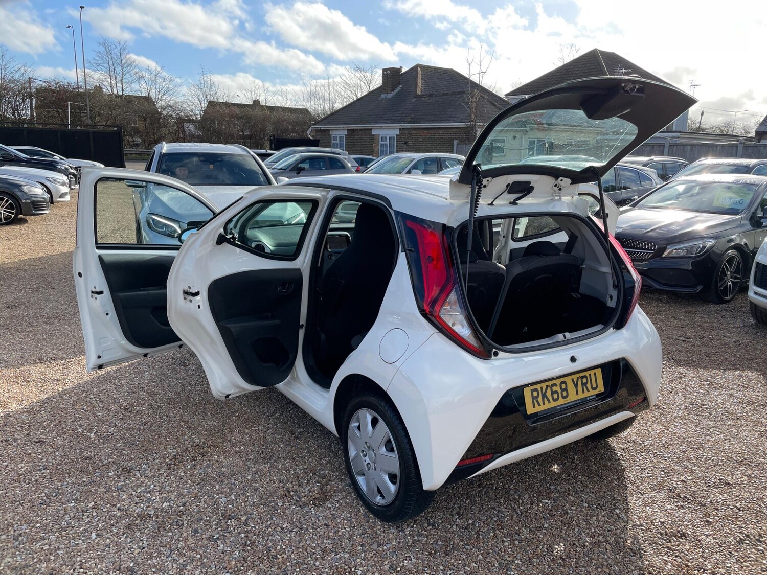 Used Toyota AYGO 2018 for sale - 77501796: Photo 44