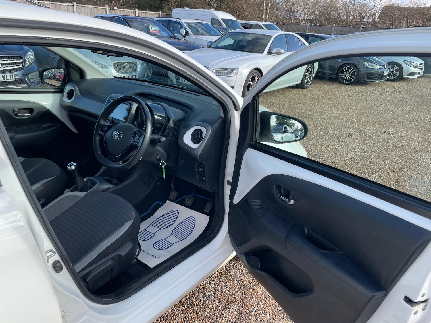 Used Toyota AYGO 2018 for sale - 77501796: Photo 9