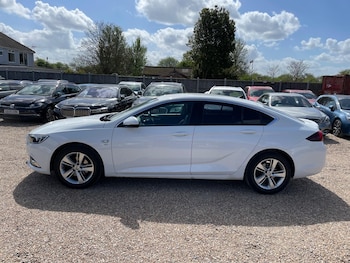 Used Vauxhall Insignia 2019 for sale - 78301726: Photo