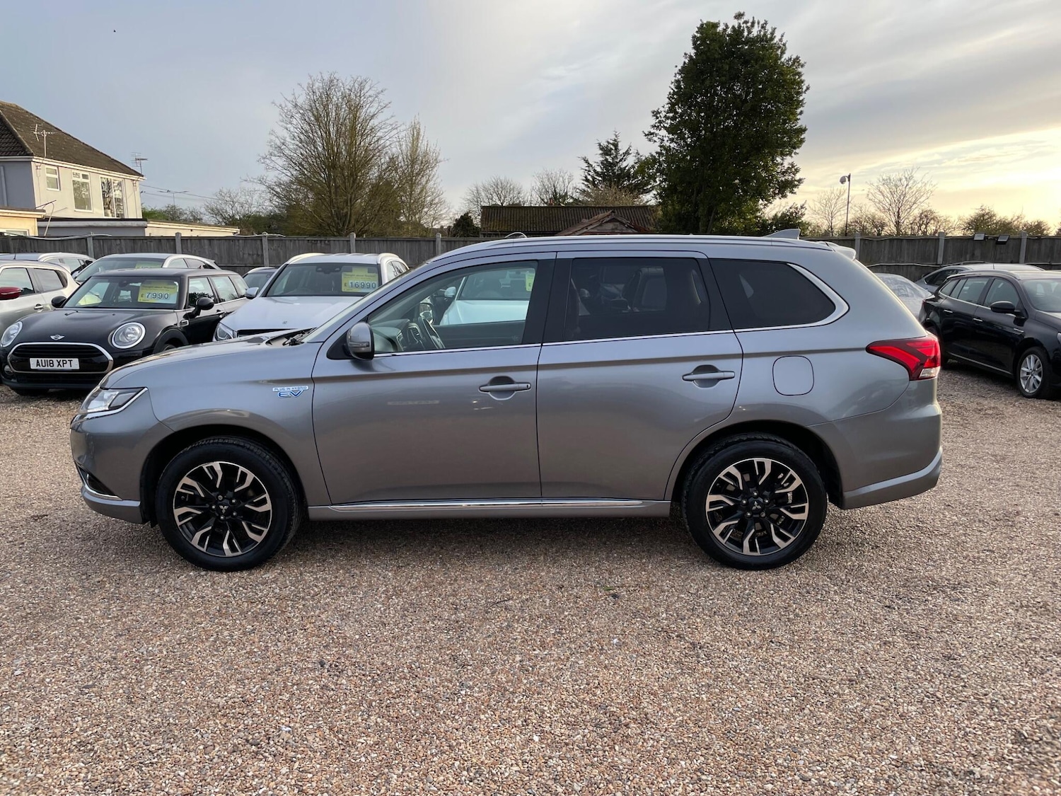 Used Mitsubishi Outlander 2017 for sale - 77882827: Photo 4