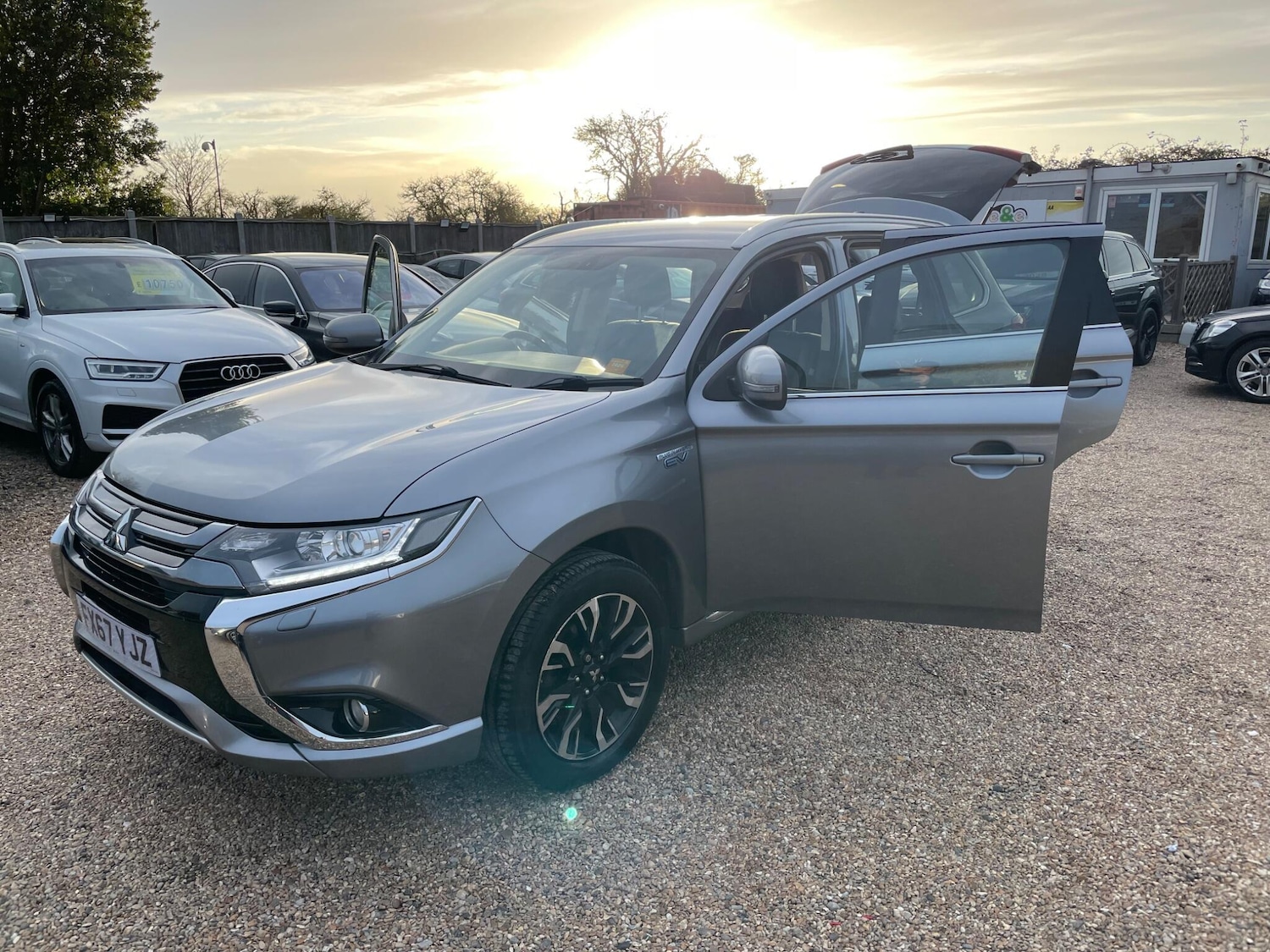 Used Mitsubishi Outlander 2017 for sale - 77882827: Photo 50