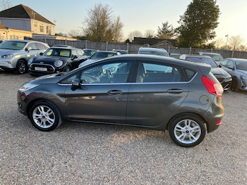 Used Ford Fiesta 2016 for sale - 78416505: Photo