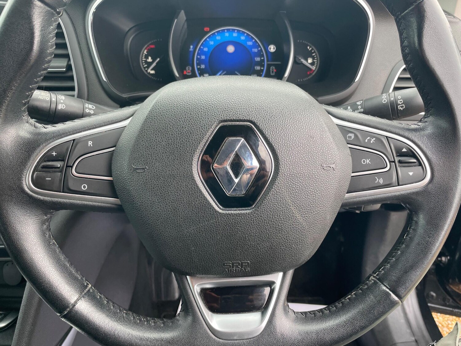 Used Renault Megane 2017 for sale - 77501773: Photo 12