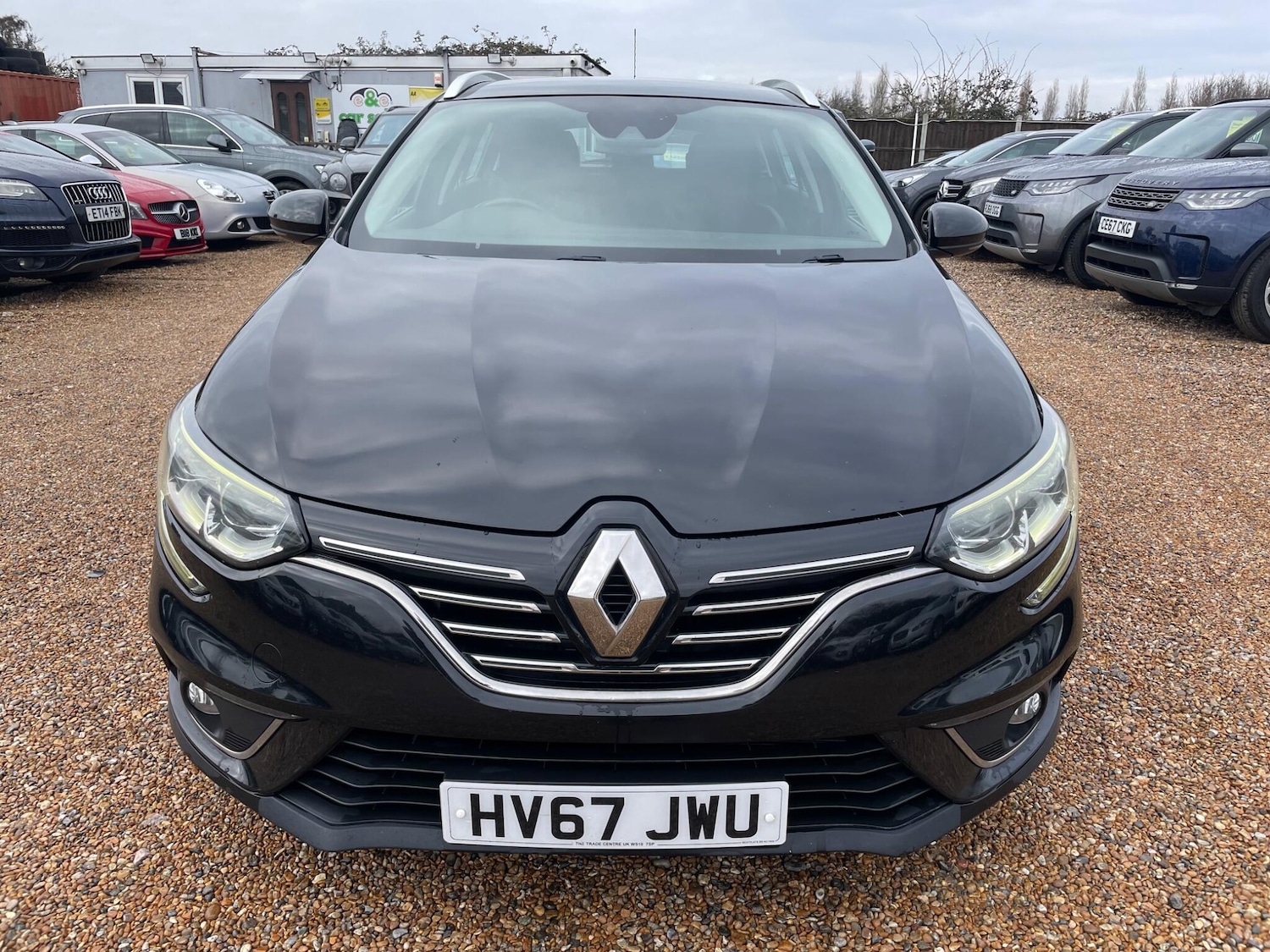 Used Renault Megane 2017 for sale - 77501773: Photo 2