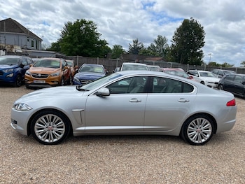 Used Jaguar XF 2015 for sale - 78661677: Photo