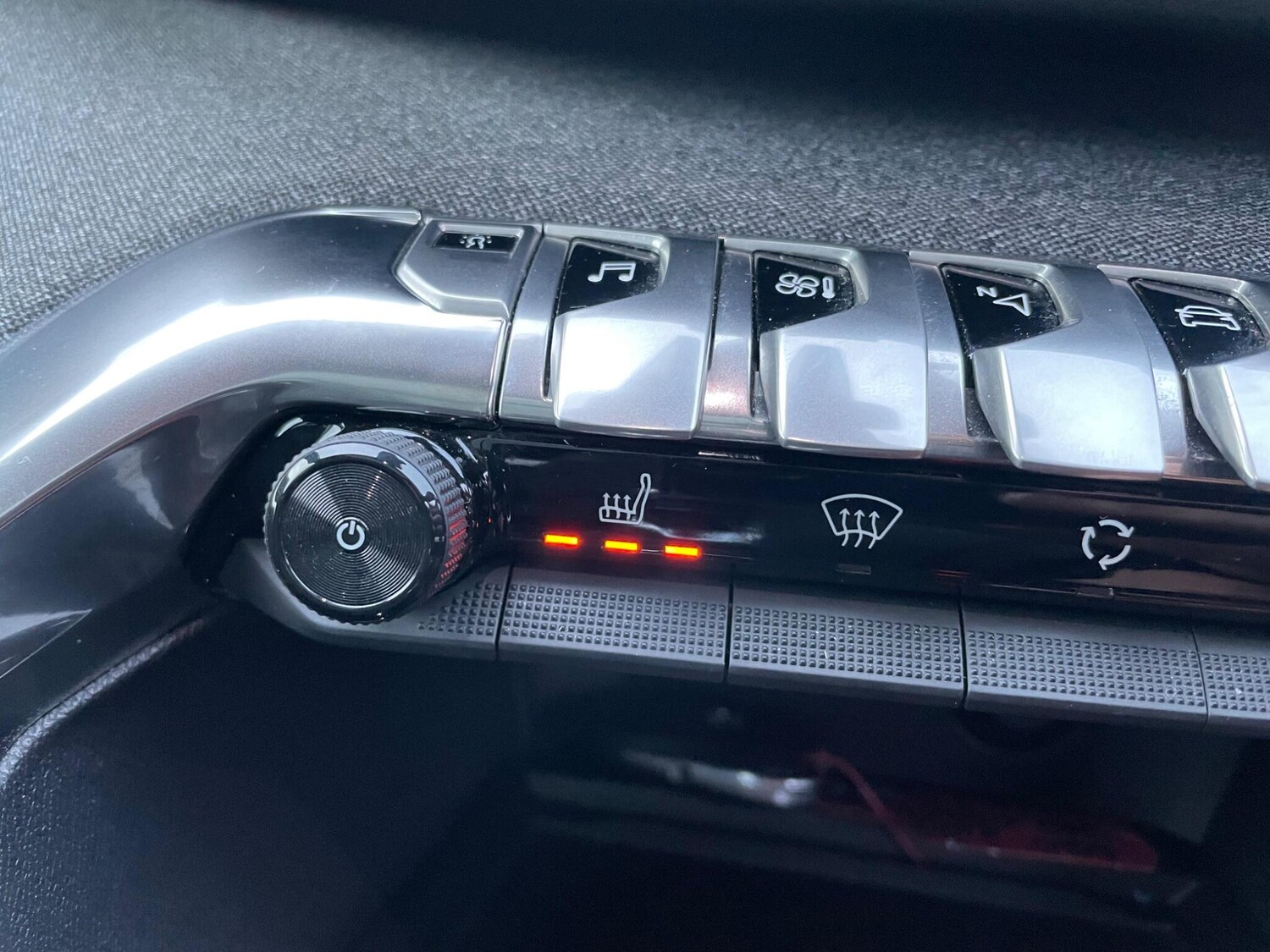 Used Peugeot 3008 2019 for sale - 77501798: Photo 26