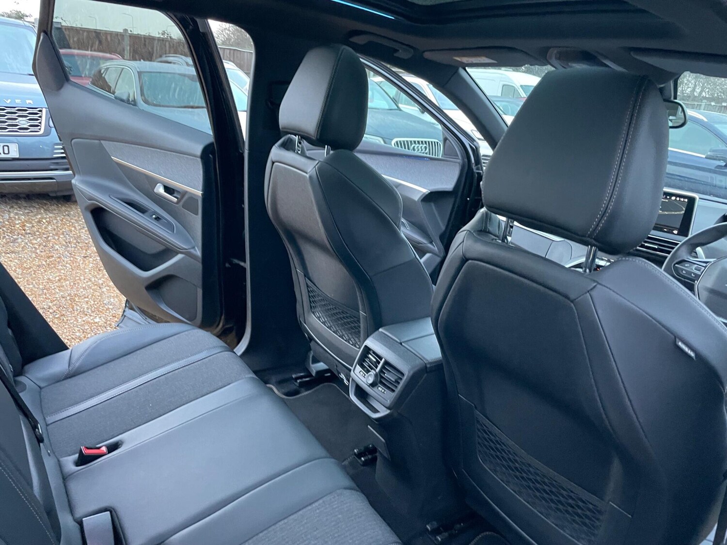 Used Peugeot 3008 2019 for sale - 77501798: Photo 45