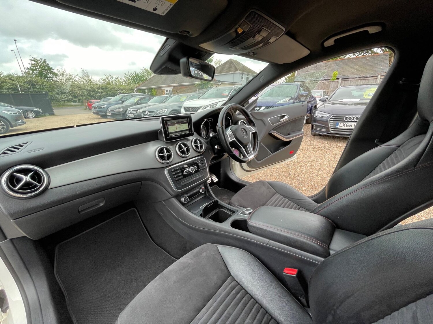 Used Mercedes-Benz CLA 2014 for sale - 77501802: Photo 28