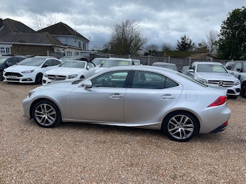 Used Lexus IS 2018 for sale - 77670620: Photo