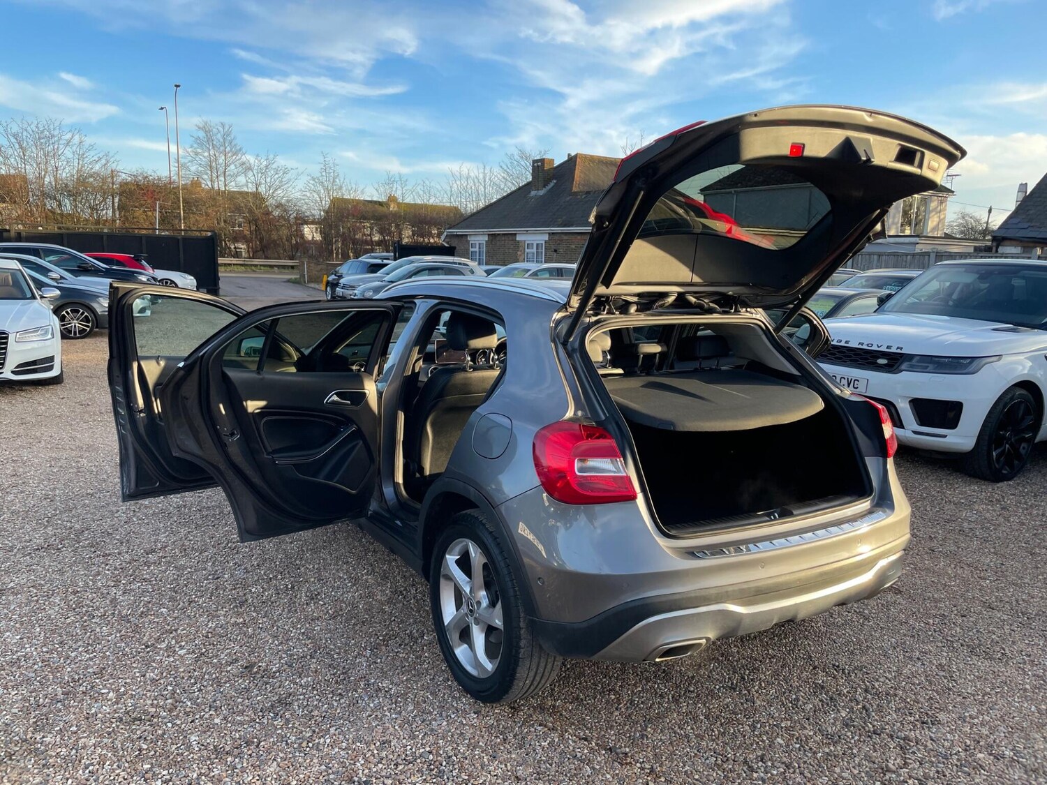 Used Mercedes-Benz GLA 2018 for sale - 77501781: Photo 45