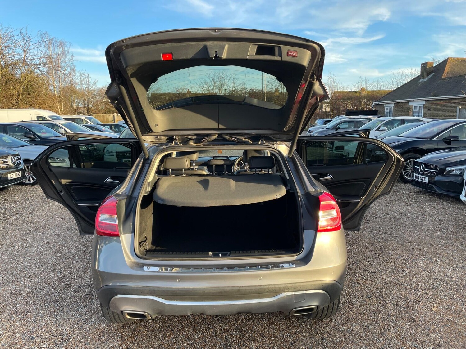 Used Mercedes-Benz GLA 2018 for sale - 77501781: Photo 46