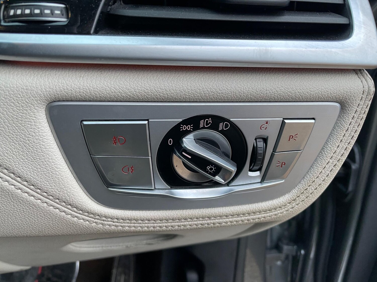 Used BMW 7 Series 2018 for sale - 77501830: Photo 12