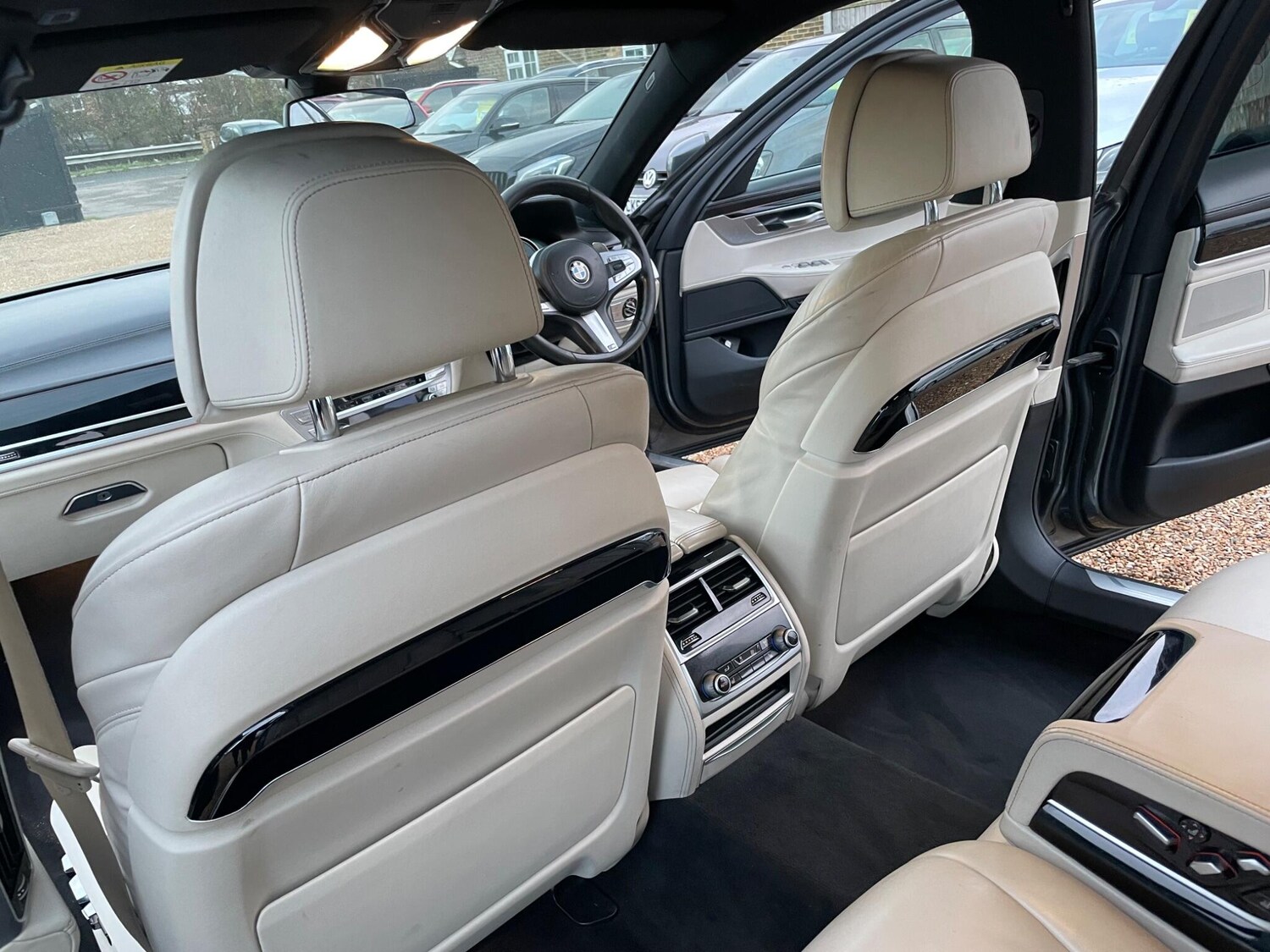 Used BMW 7 Series 2018 for sale - 77501830: Photo 30