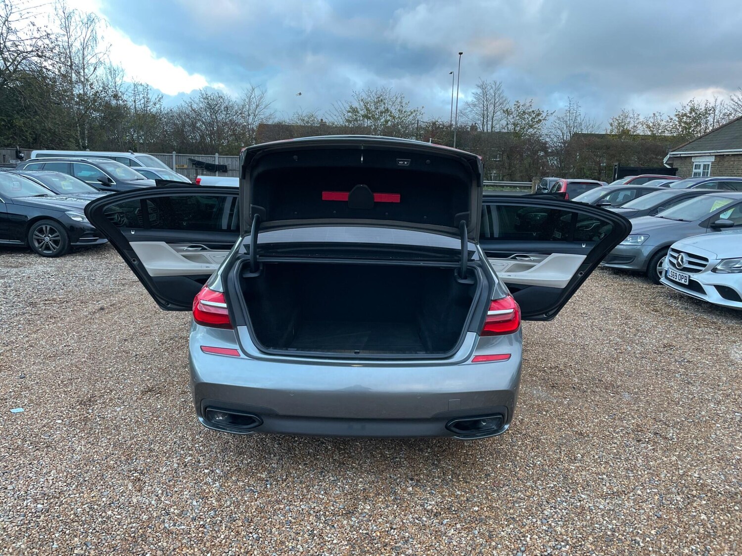 Used BMW 7 Series 2018 for sale - 77501830: Photo 42