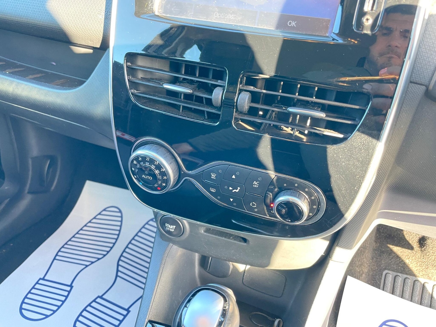 Used Renault Clio for sale - 77925759: Photo 13