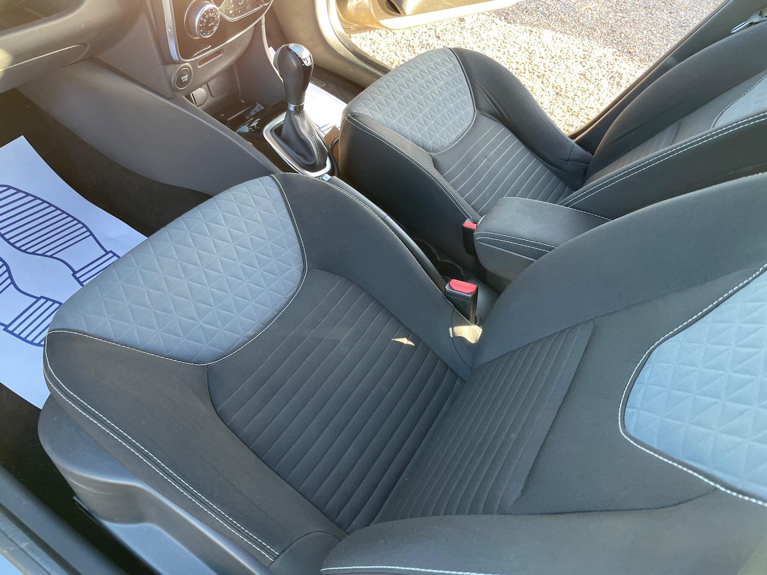 Used Renault Clio for sale - 77925759: Photo 23