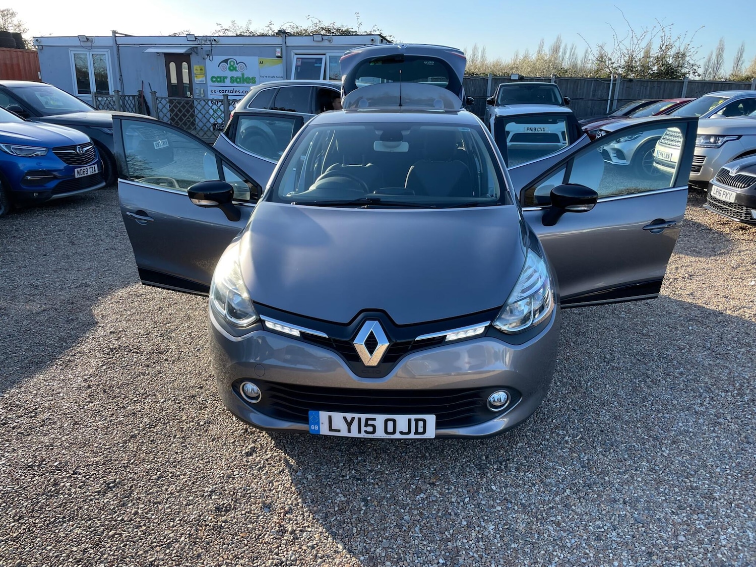 Used Renault Clio for sale - 77925759: Photo 39