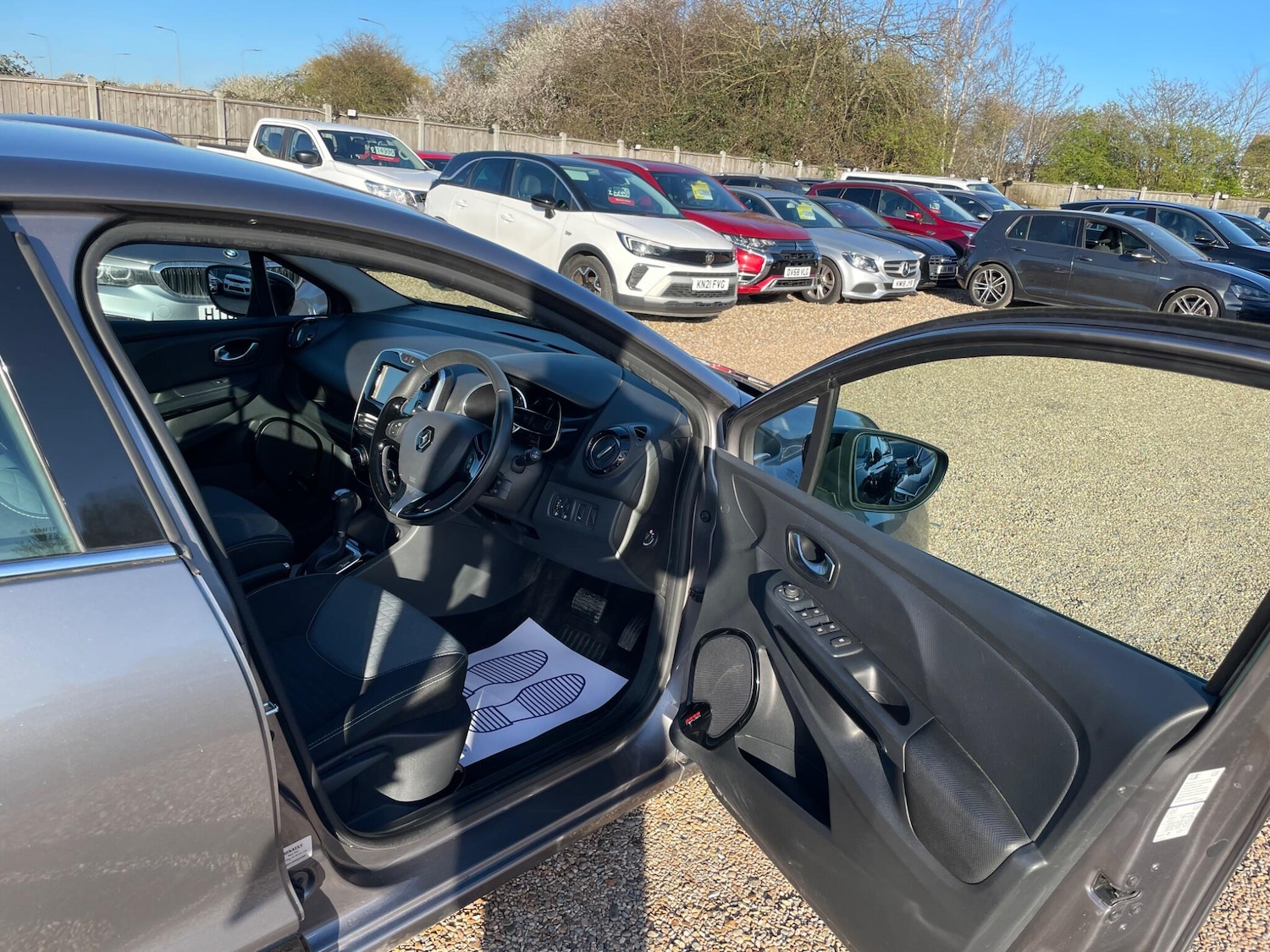 Used Renault Clio for sale - 77925759: Photo 7