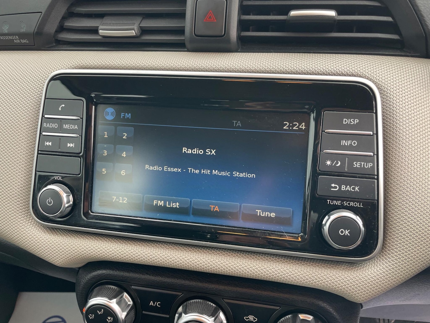 Used Nissan Micra 2017 for sale - 77510538: Photo 15