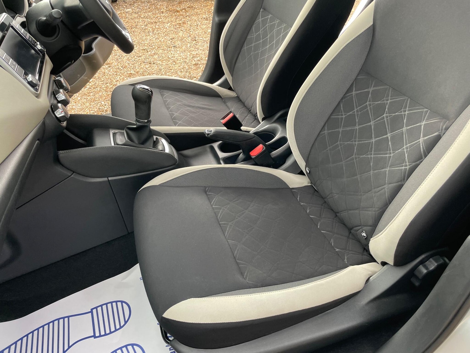 Used Nissan Micra 2017 for sale - 77510538: Photo 28