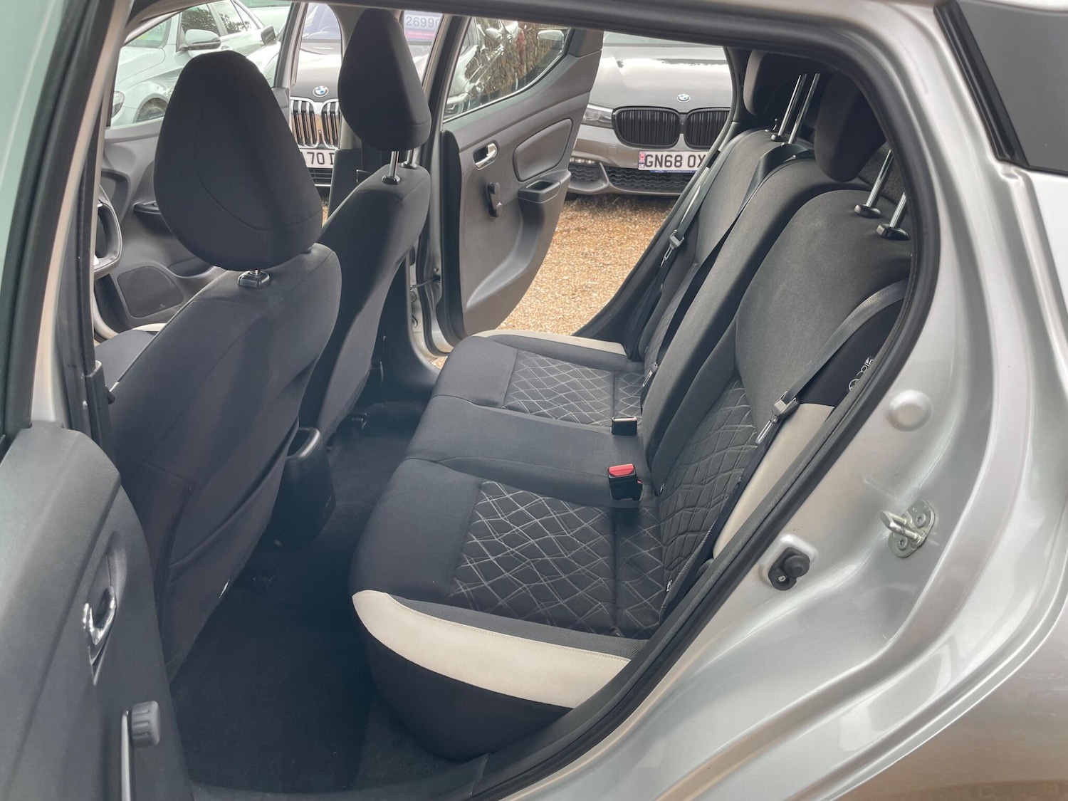 Used Nissan Micra 2017 for sale - 77510538: Photo 33