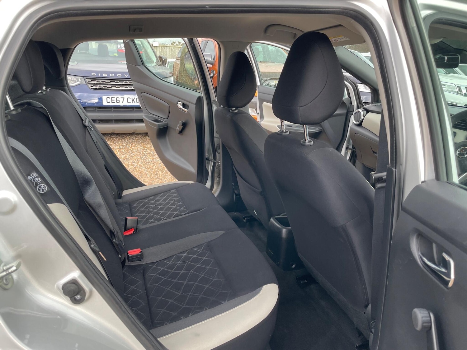 Used Nissan Micra 2017 for sale - 77510538: Photo 38