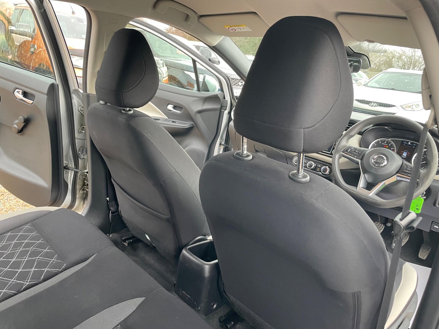 Used Nissan Micra 2017 for sale - 77510538: Photo 39