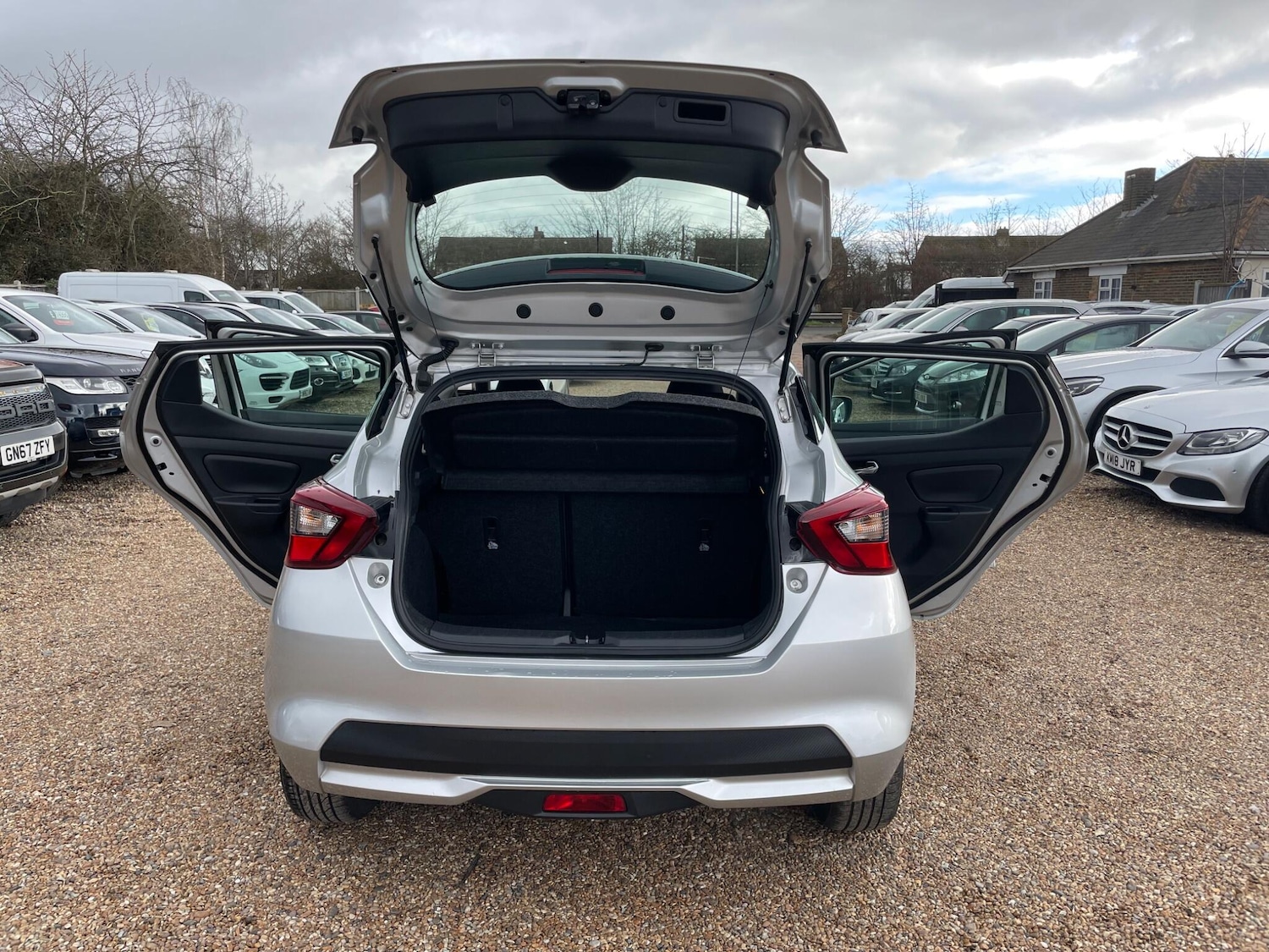 Used Nissan Micra 2017 for sale - 77510538: Photo 44