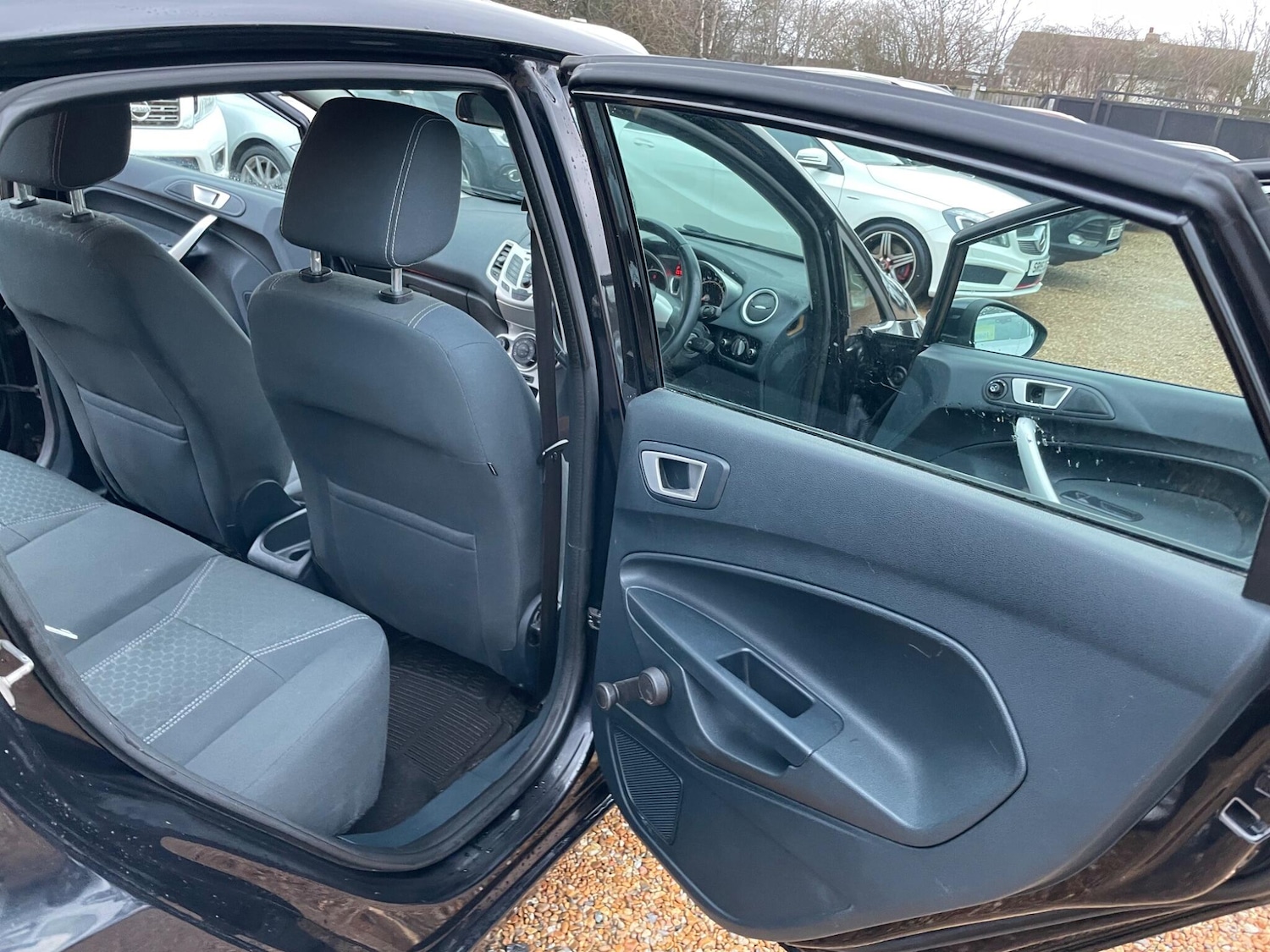 Used Ford Fiesta 2012 for sale - 77501829: Photo 25