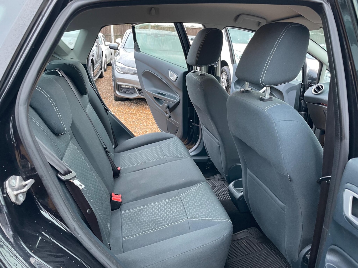 Used Ford Fiesta 2012 for sale - 77501829: Photo 26