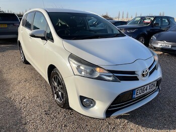 Used Toyota Verso 2014 for sale - 77670967: Photo
