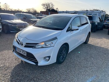Used Toyota Verso 2014 for sale - 77670967: Photo