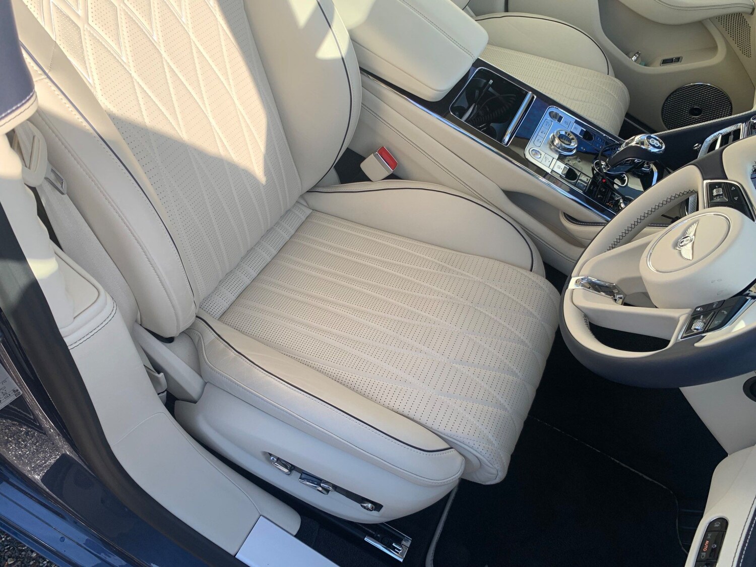 Used Bentley Flying Spur for sale - 77705369: Photo 45