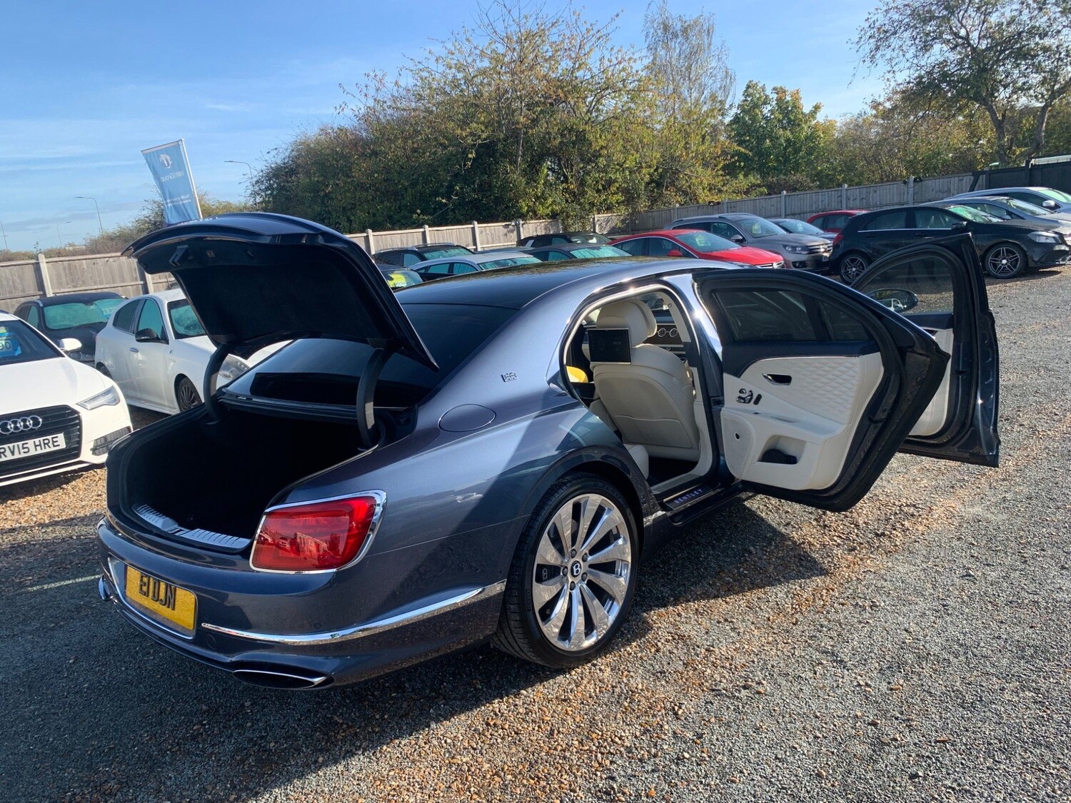 Used Bentley Flying Spur for sale - 77705369: Photo 88