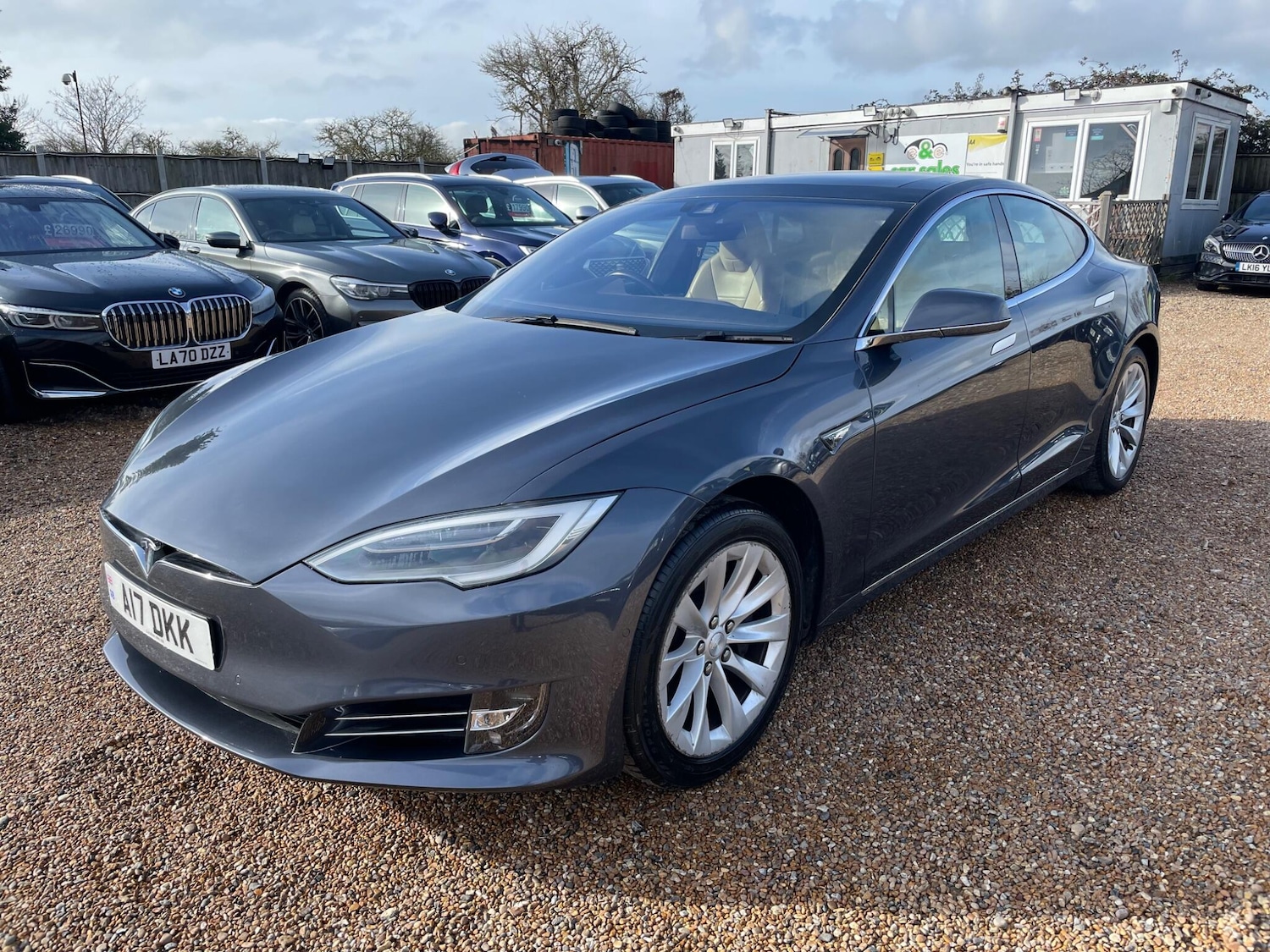 Used Tesla Model S 2016 for sale - 77501821: Photo 3