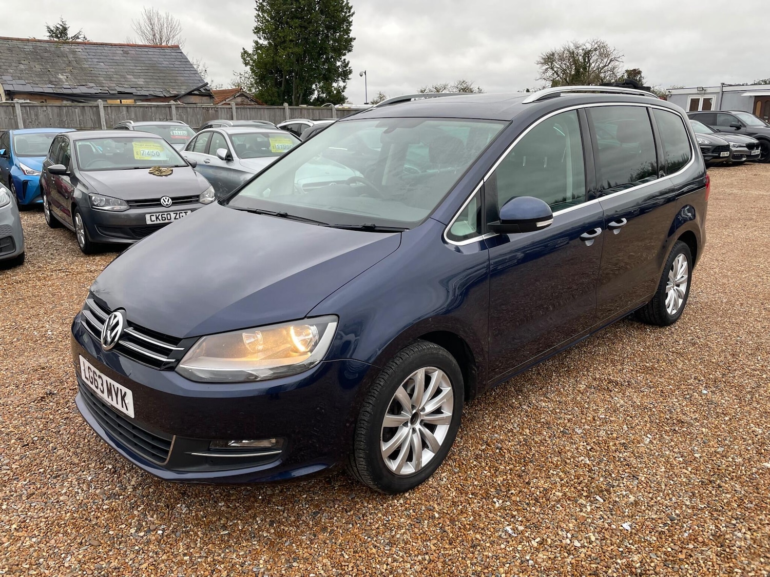 Used Volkswagen Sharan 2013 for sale - 77501805: Photo 3