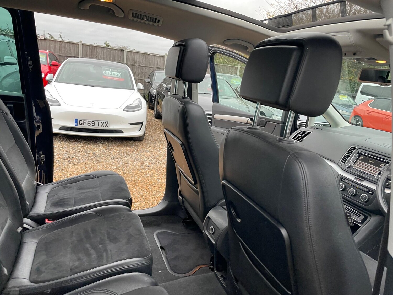 Used Volkswagen Sharan 2013 for sale - 77501805: Photo 36