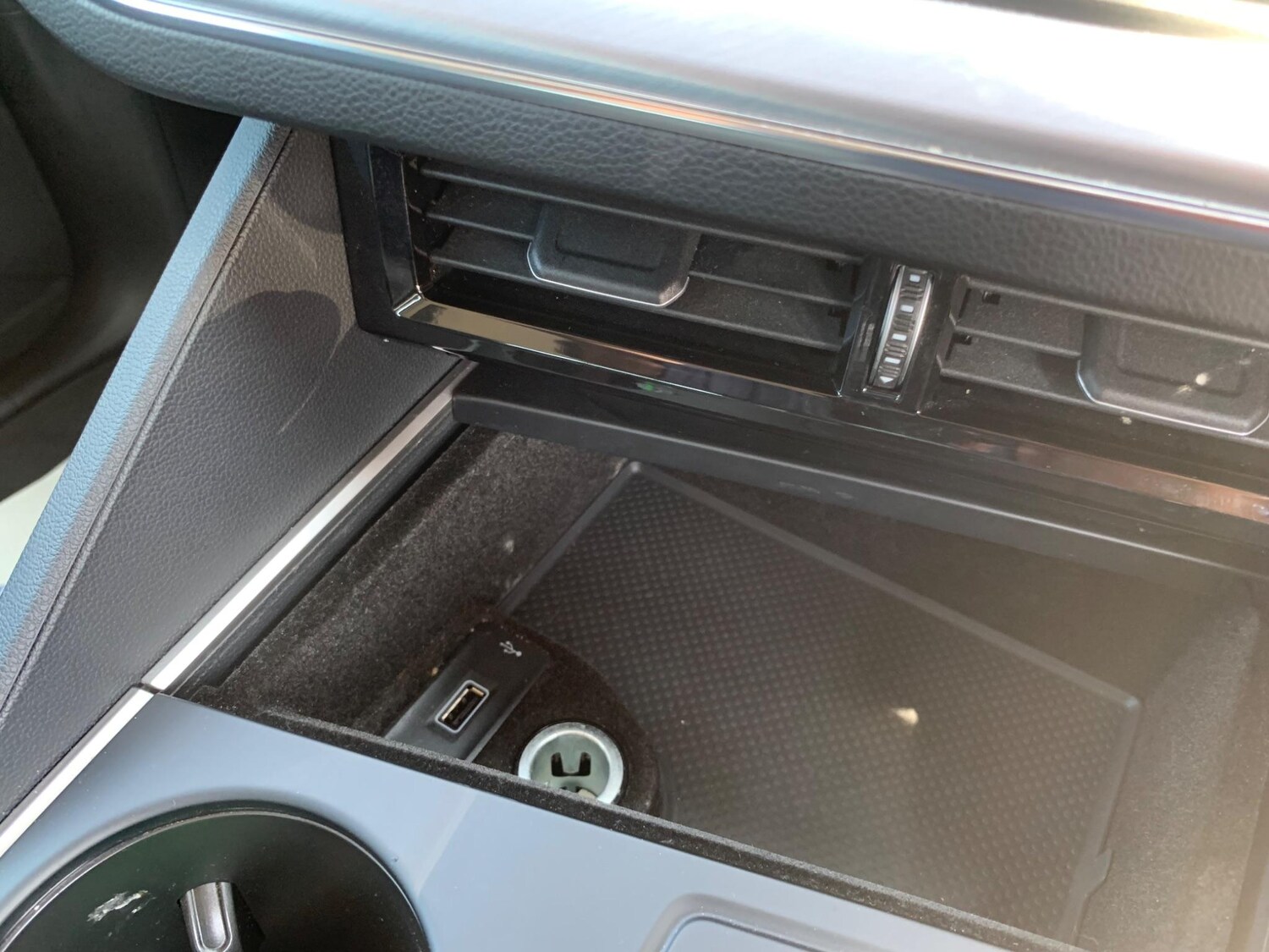 Used Volkswagen Touareg 2018 for sale - 77501819: Photo 22