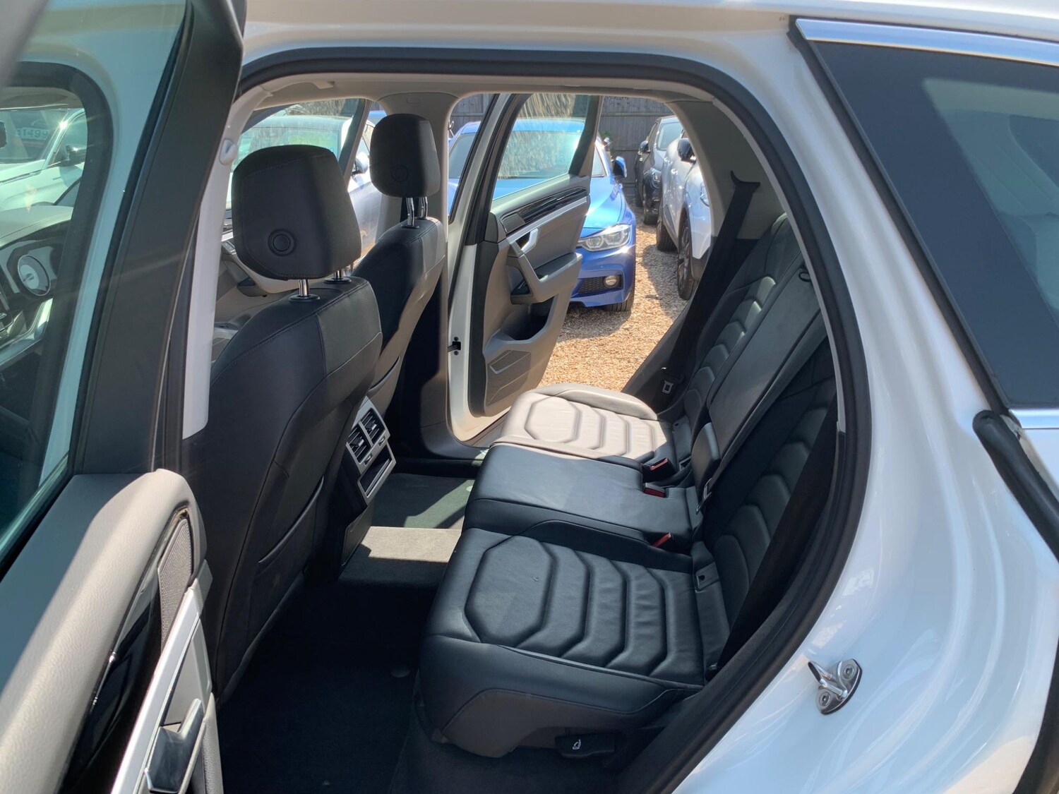 Used Volkswagen Touareg 2018 for sale - 77501819: Photo 39