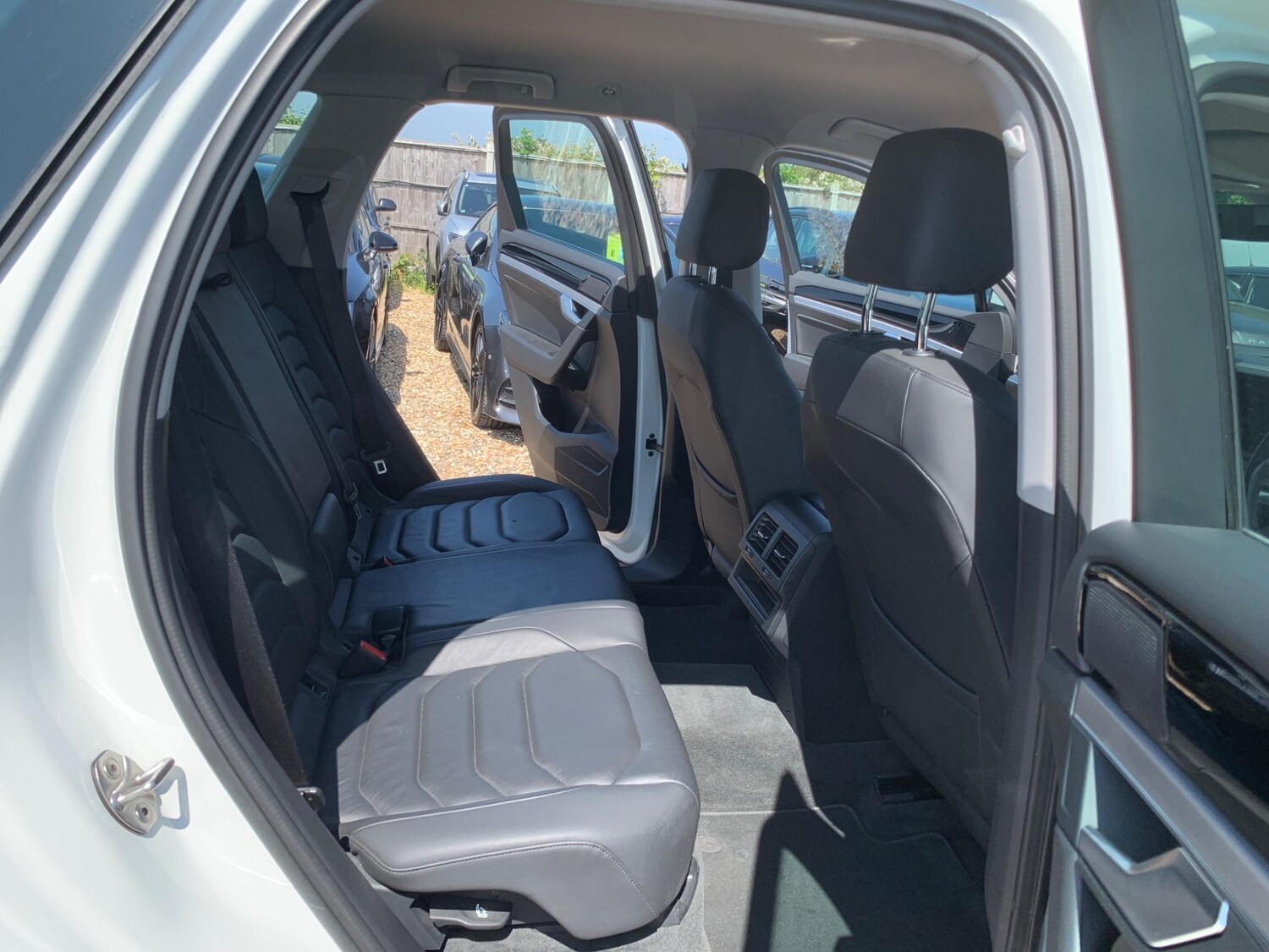 Used Volkswagen Touareg 2018 for sale - 77501819: Photo 44