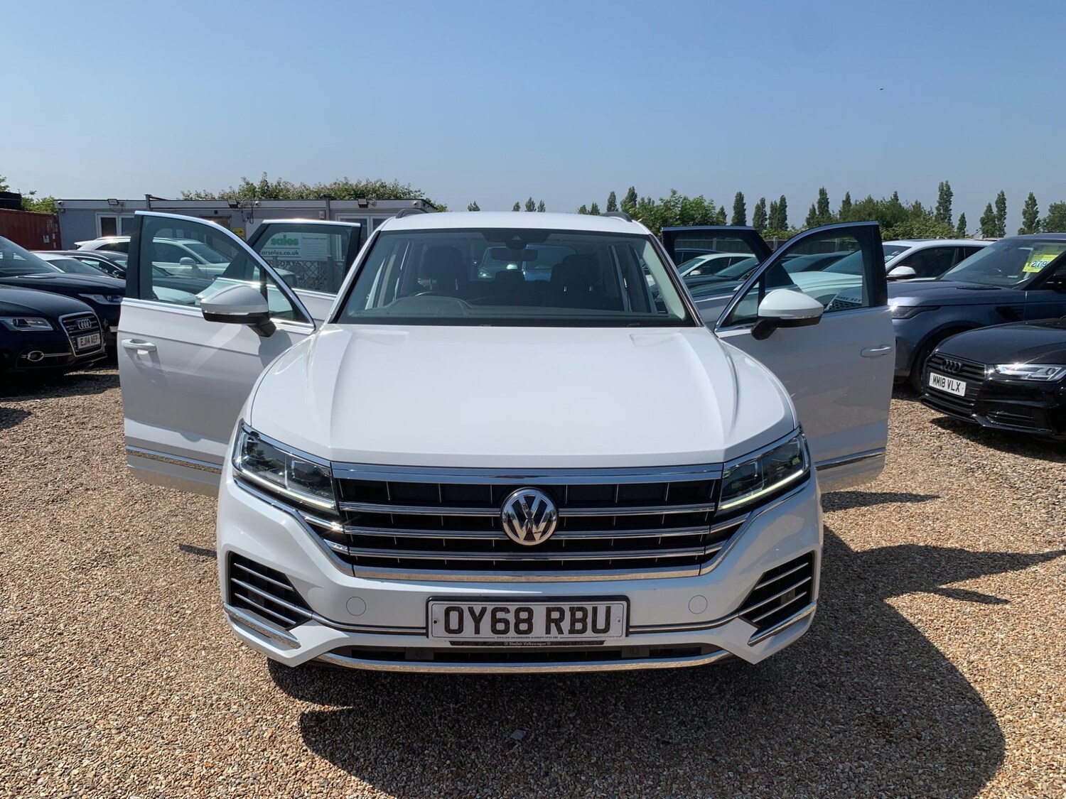 Used Volkswagen Touareg 2018 for sale - 77501819: Photo 50