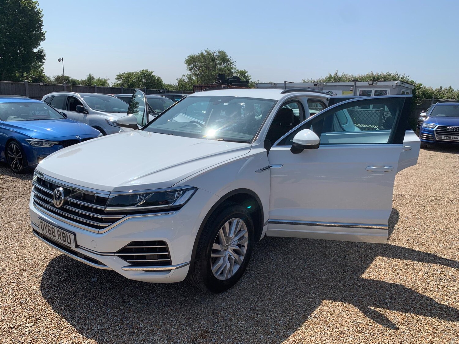 Used Volkswagen Touareg 2018 for sale - 77501819: Photo 51