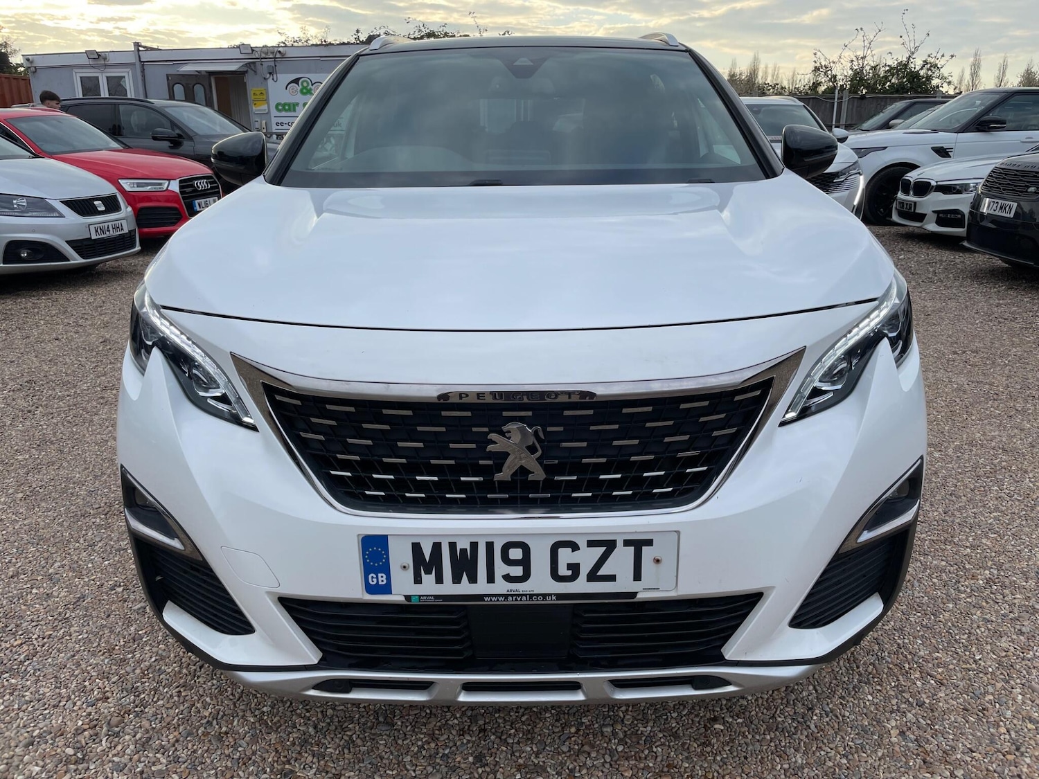 Used Peugeot 5008 2019 for sale - 78101070: Photo 2