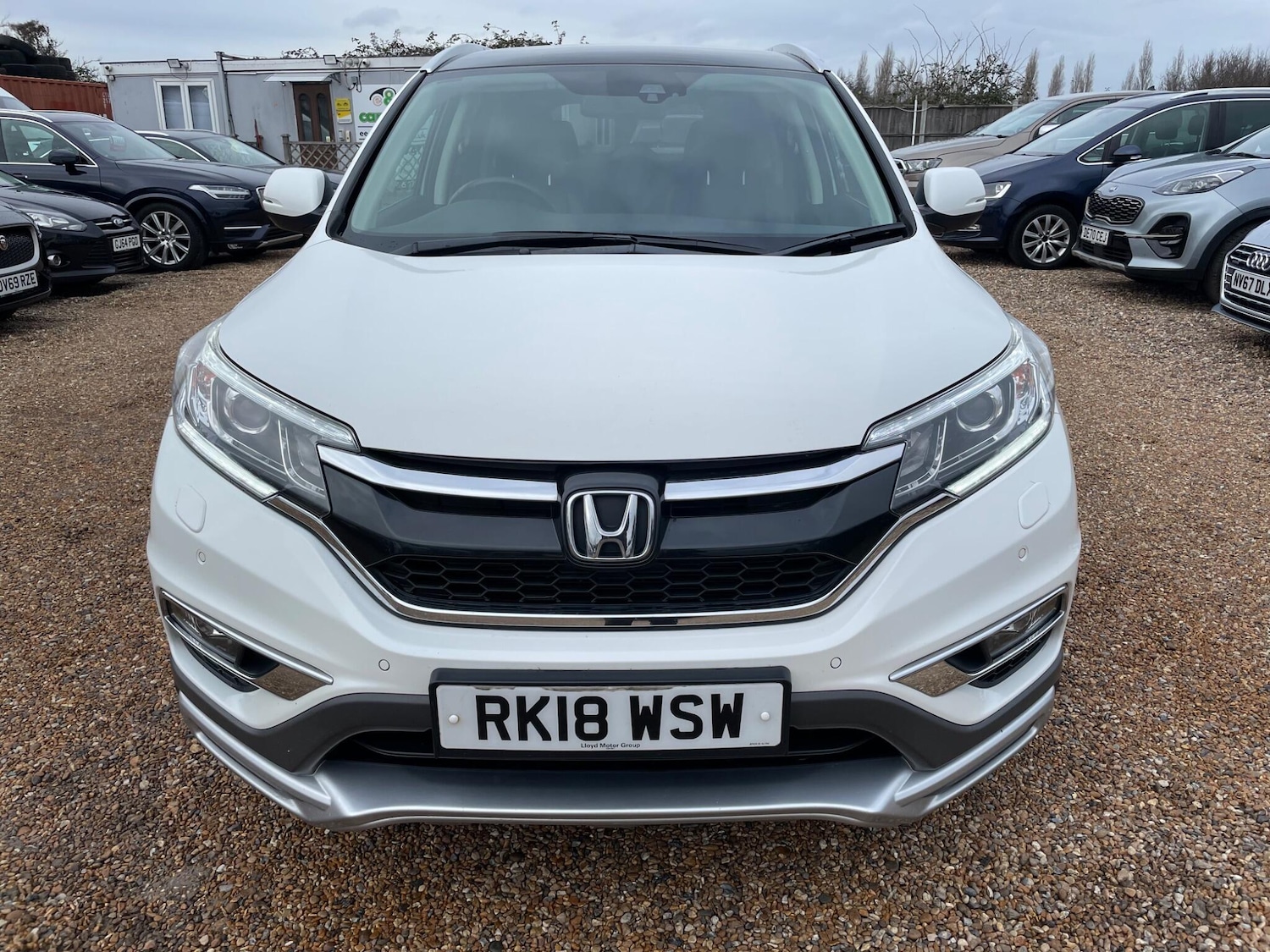 Used Honda CR-V 2018 for sale - 77501790: Photo 2