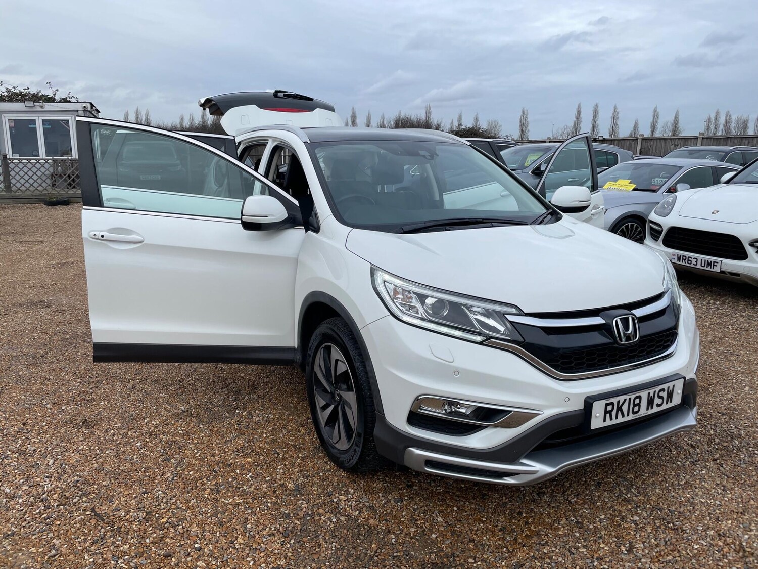Used Honda CR-V 2018 for sale - 77501790: Photo 56
