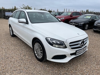 Used Mercedes-Benz C Class 2015 for sale - 77501780: Photo