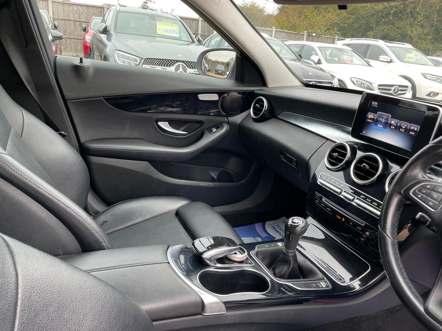 Used Mercedes-Benz C Class 2015 for sale - 77501780: Photo 20