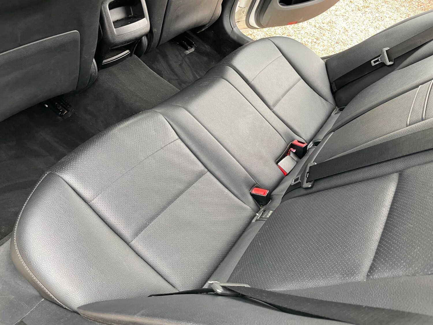 Used Mercedes-Benz C Class 2015 for sale - 77501780: Photo 37