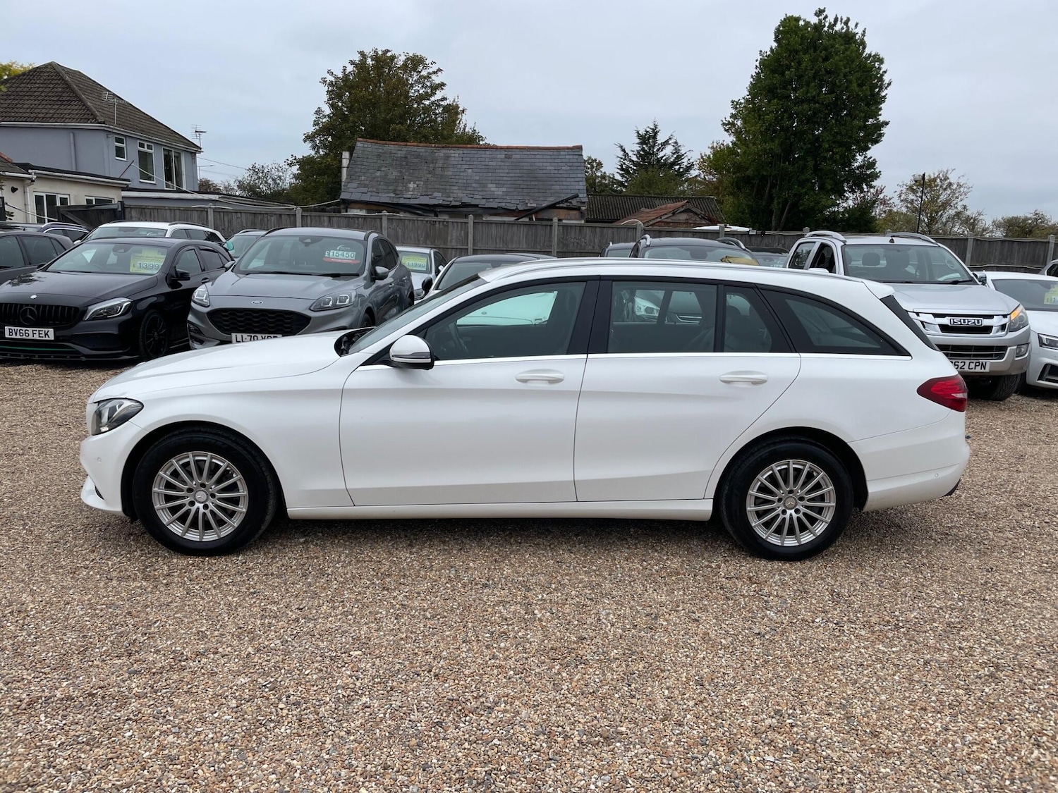 Used Mercedes-Benz C Class 2015 for sale - 77501780: Photo 4