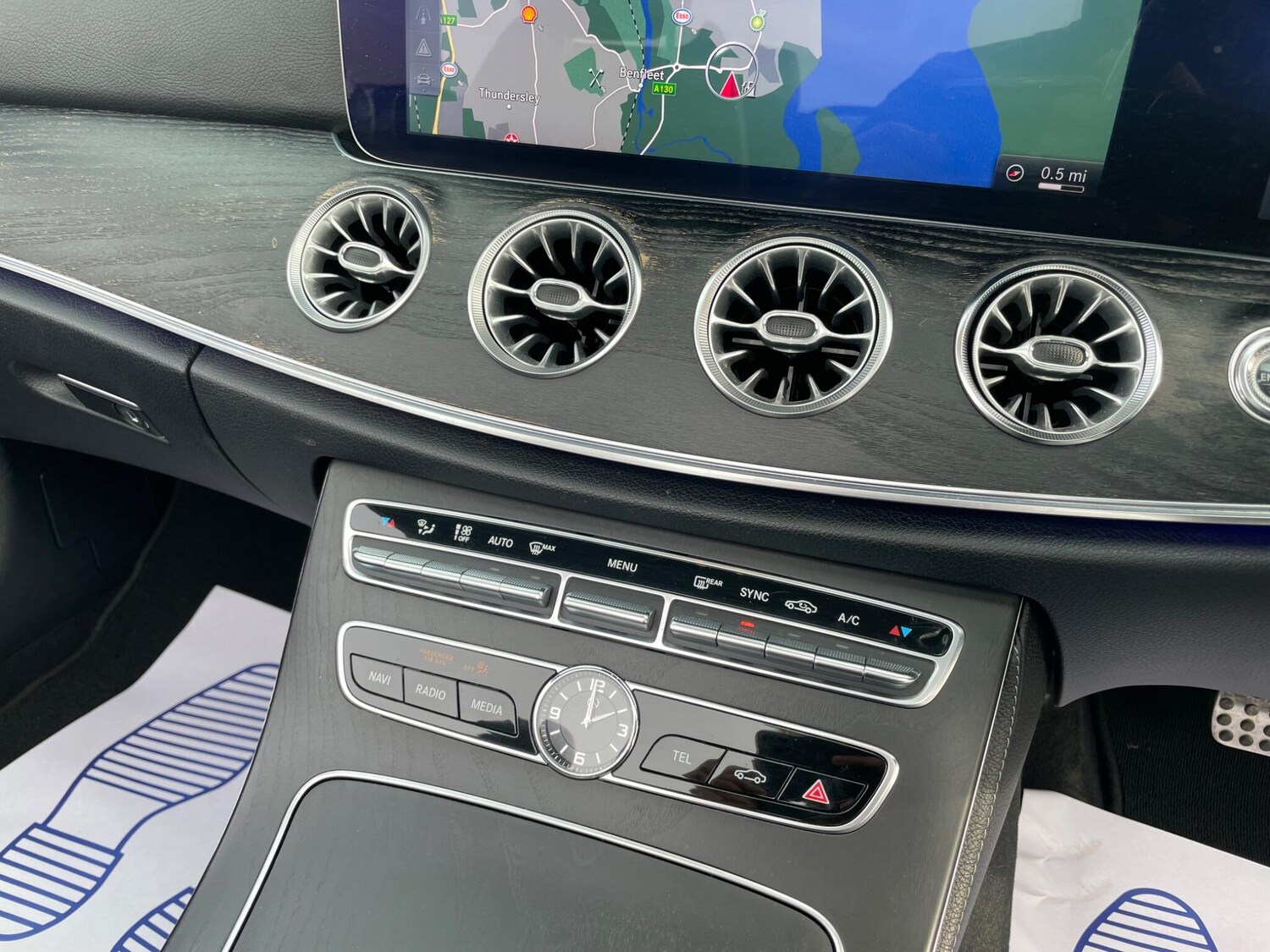 Used Mercedes-Benz E Class for sale - 77586935: Photo 27